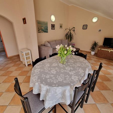 Villa Rouge Crikvenica Exterior foto